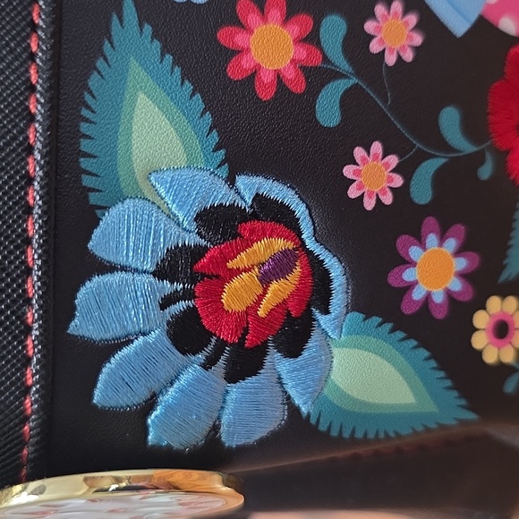 Loungefly Disney Alice in Wonderland Characters Floral Mini Backpack Exclusive - Picture 9 of 10